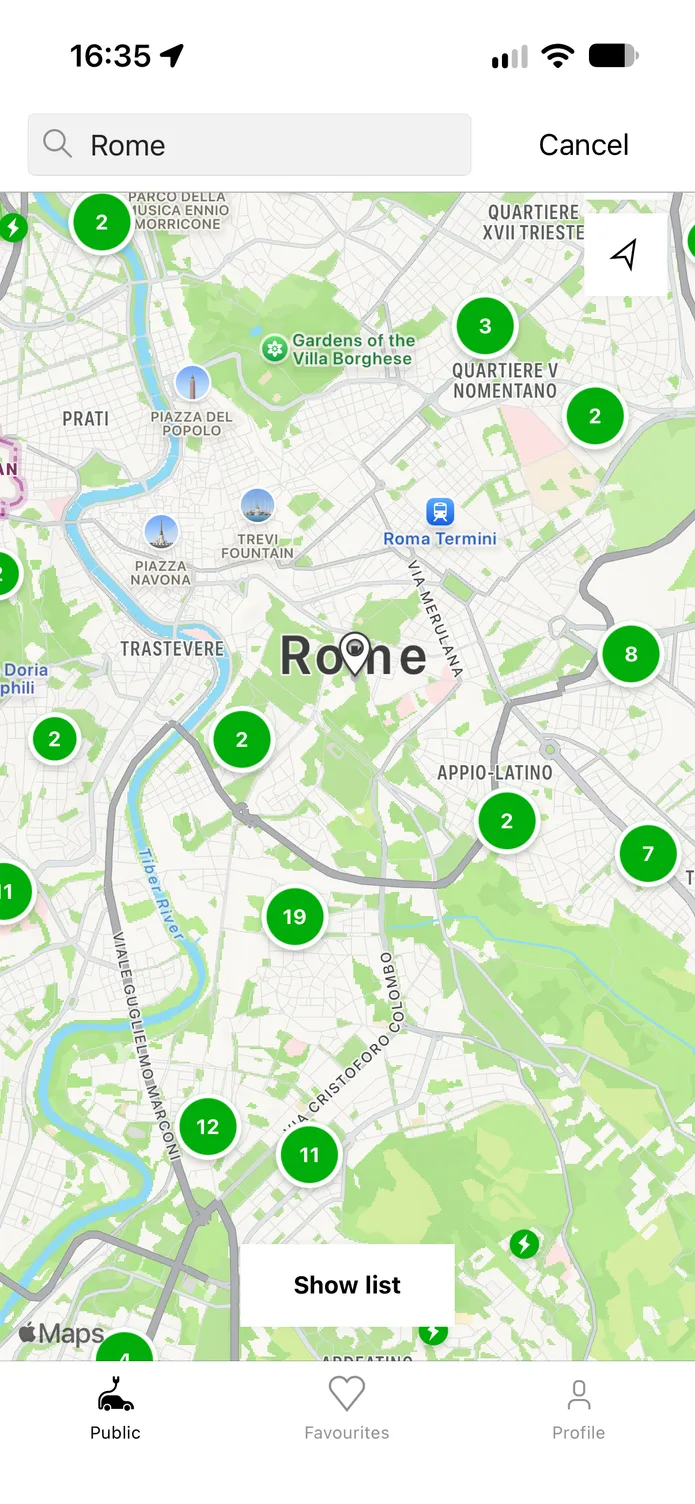 The easyCharging app showing a live map of charging points across Rome.