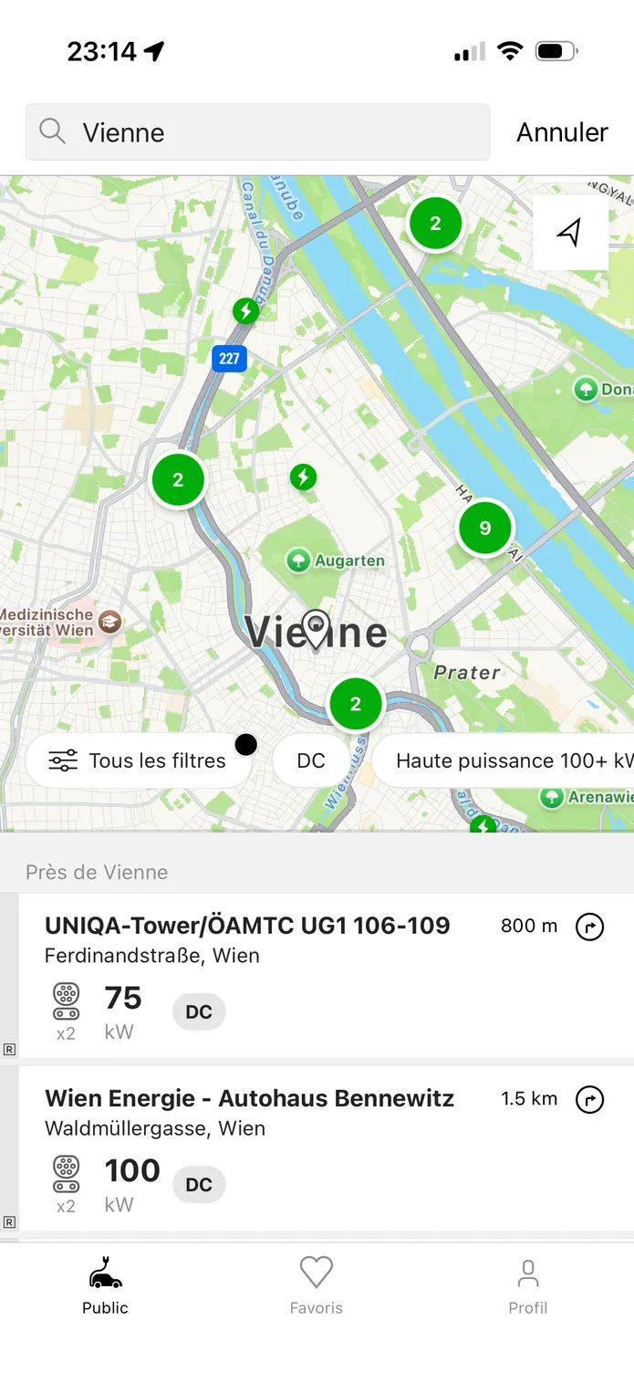 L'application easyCharging affichant une carte en direct des points de recharge à Vienne, avec les points les plus proches et leur puissance.