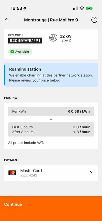The easyCharging app showing one charging point at a station: its power, its connector and whether it is free, then the price and the card you pay with — all before you plug in.
