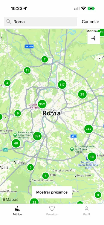 La aplicación easyCharging con un mapa en directo de los puntos de recarga en Roma.