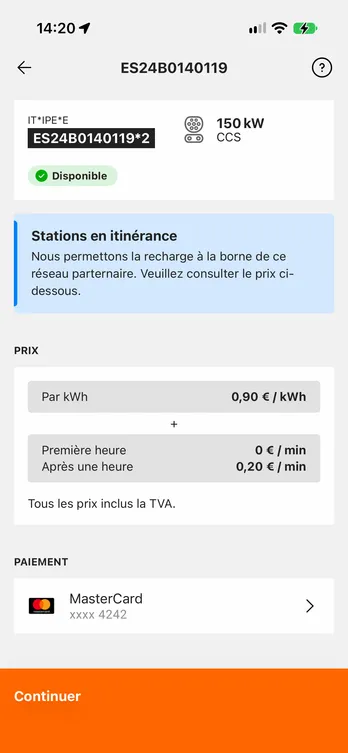 L'application easyCharging affichant un point de charge d'une station : sa puissance, son connecteur et sa disponibilité, puis le prix et la carte utilisée pour payer — le tout avant de brancher.